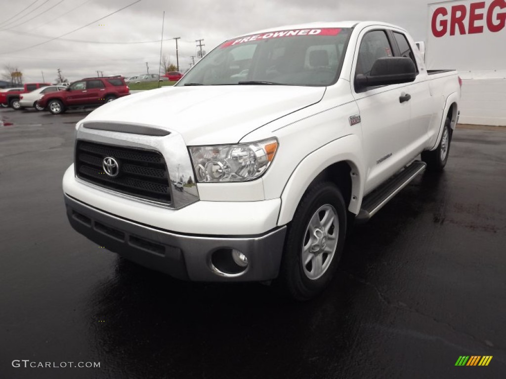 2008 Tundra SR5 Double Cab - Super White / Graphite Gray photo #3