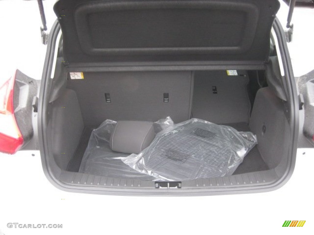 2012 Focus SE Sport 5-Door - Oxford White / Two-Tone Sport photo #8