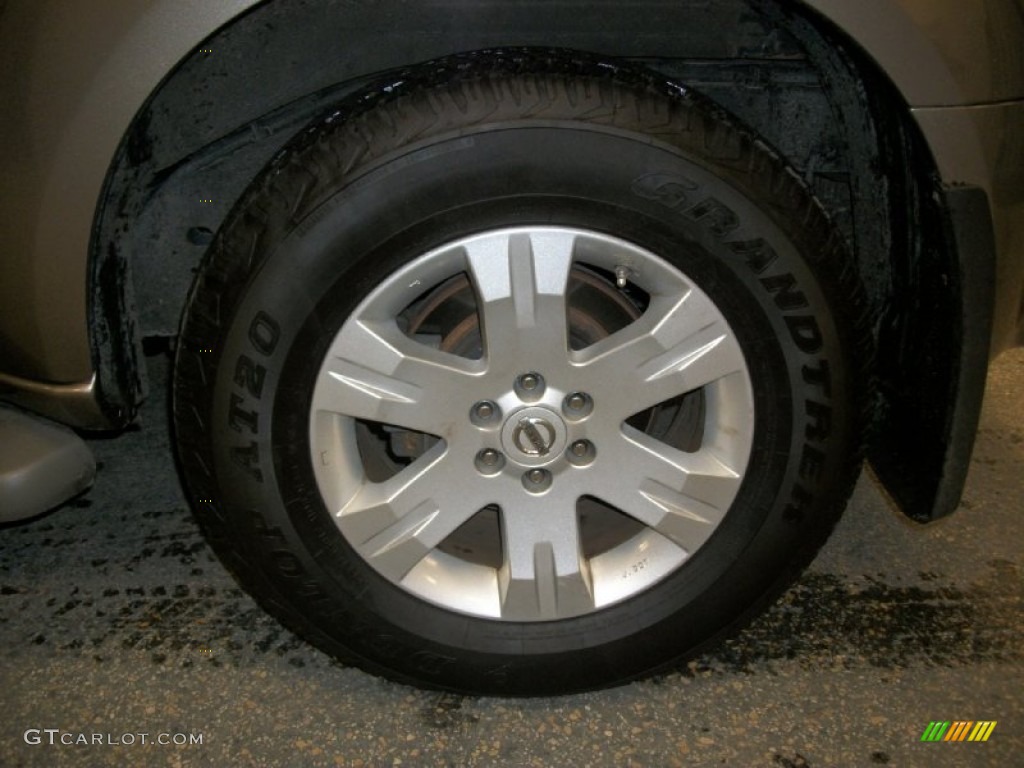 2006 Nissan Pathfinder LE 4x4 Wheel Photos