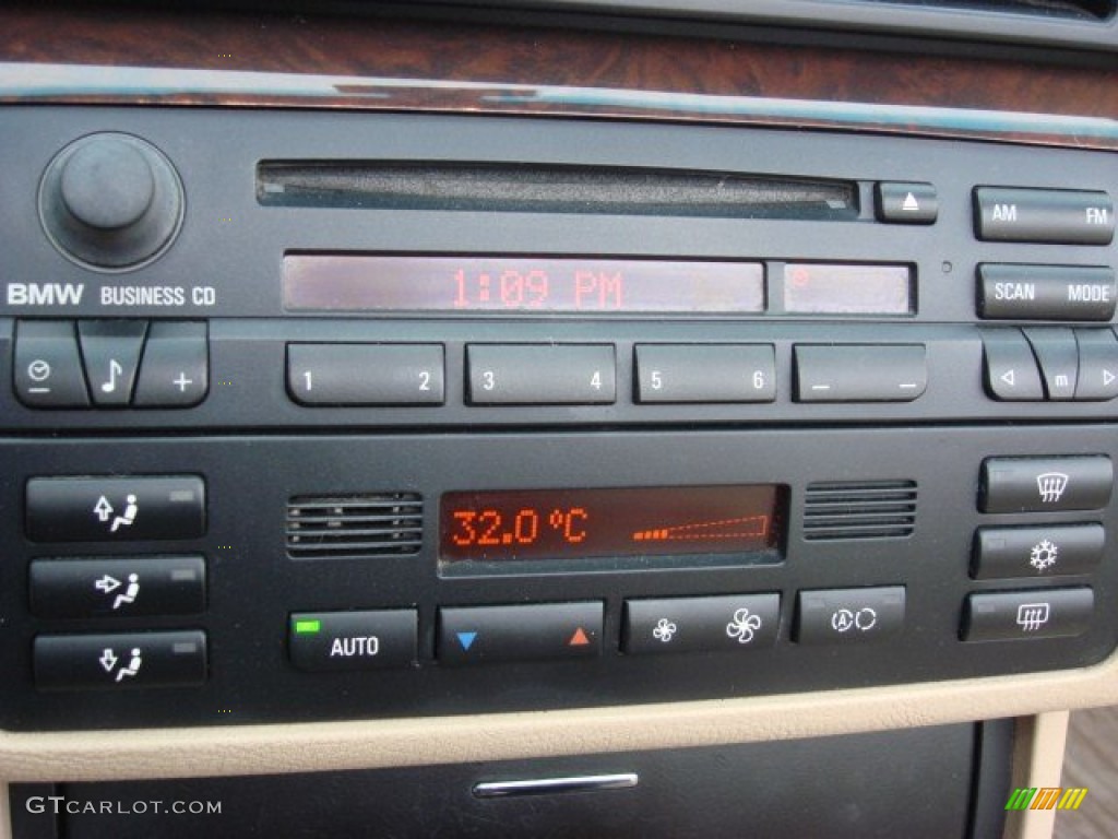 2002 BMW 3 Series 325i Convertible Controls Photo #56851870