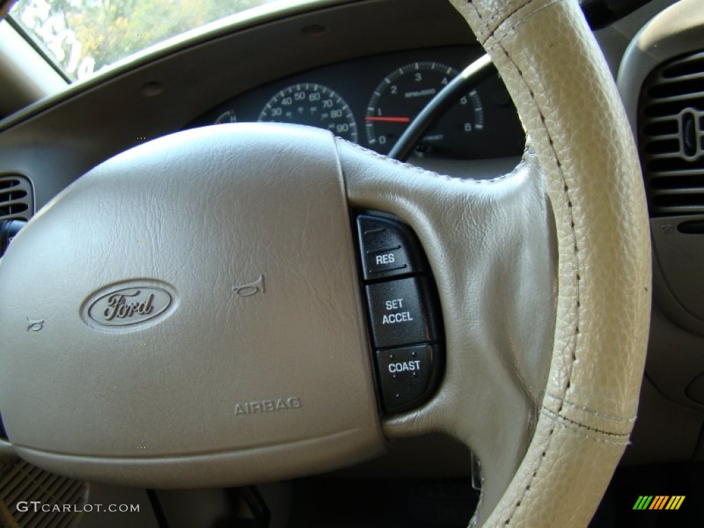 2001 F150 Lariat SuperCrew - Amazon Green Metallic / Medium Parchment photo #24