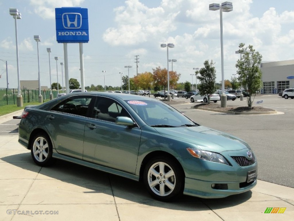 2009 Camry SE - Aloe Green Metallic / Charcoal photo #3