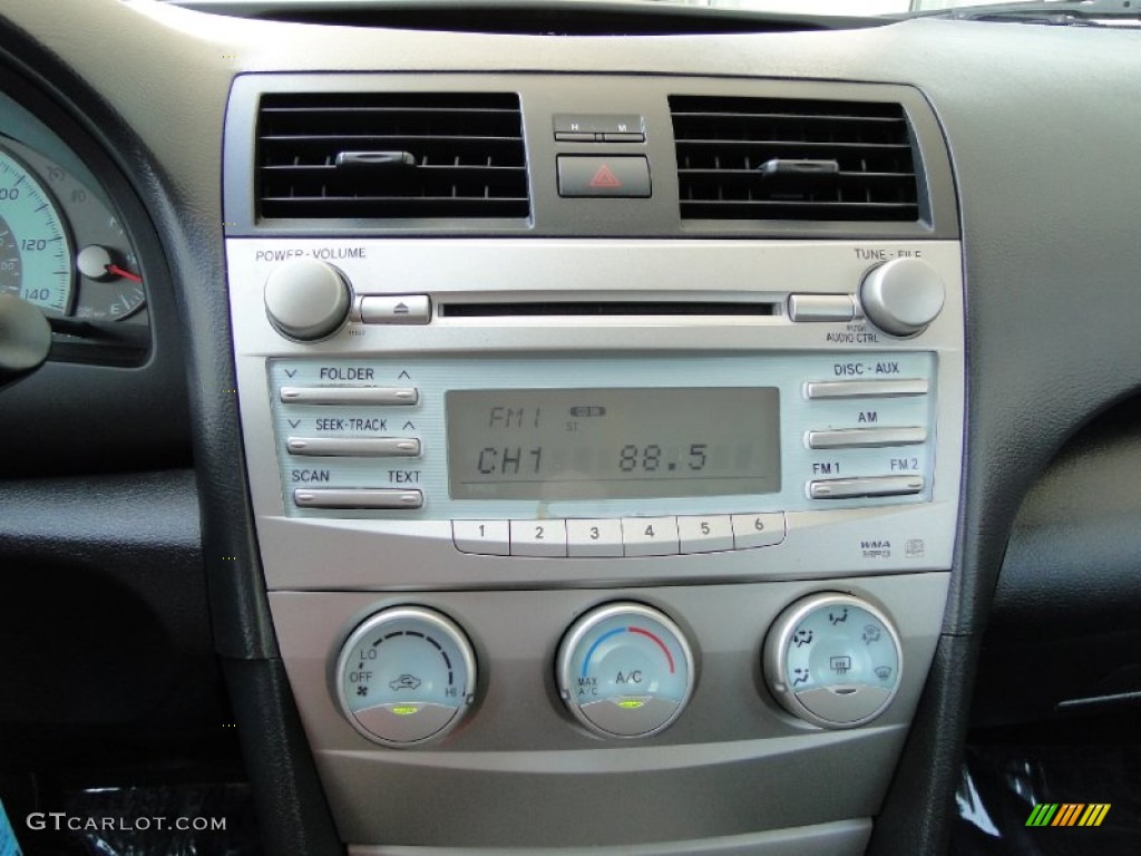 2009 Toyota Camry SE Audio System Photo #56854994
