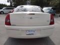 Cool Vanilla White - 300 Touring Photo No. 7