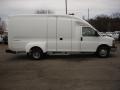 Summit White 2009 Chevrolet Express Cutaway 3500 CargoMax 600 Exterior