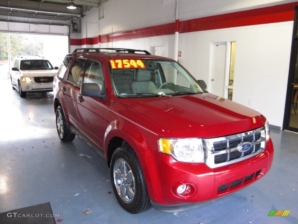 2009 Escape XLT - Sangria Red Metallic / Stone photo #5