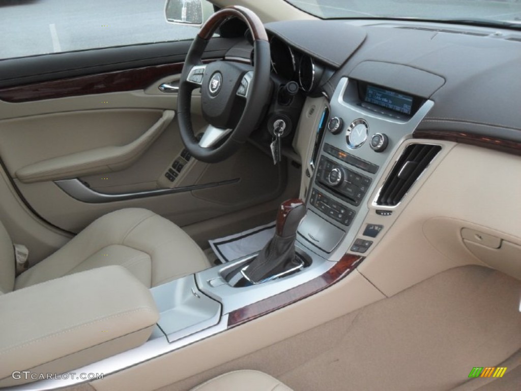 2011 CTS 3.0 Sedan - Vanilla Latte Metallic / Cashmere/Cocoa photo #20