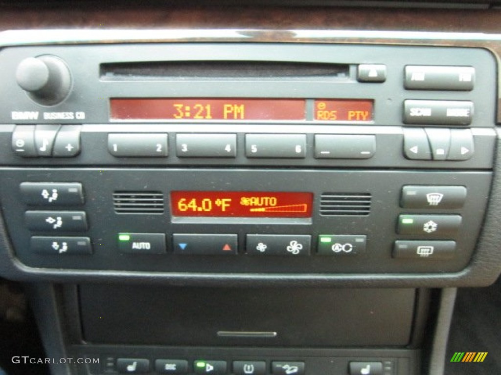 2002 BMW 3 Series 330xi Sedan Audio System Photo #56864316
