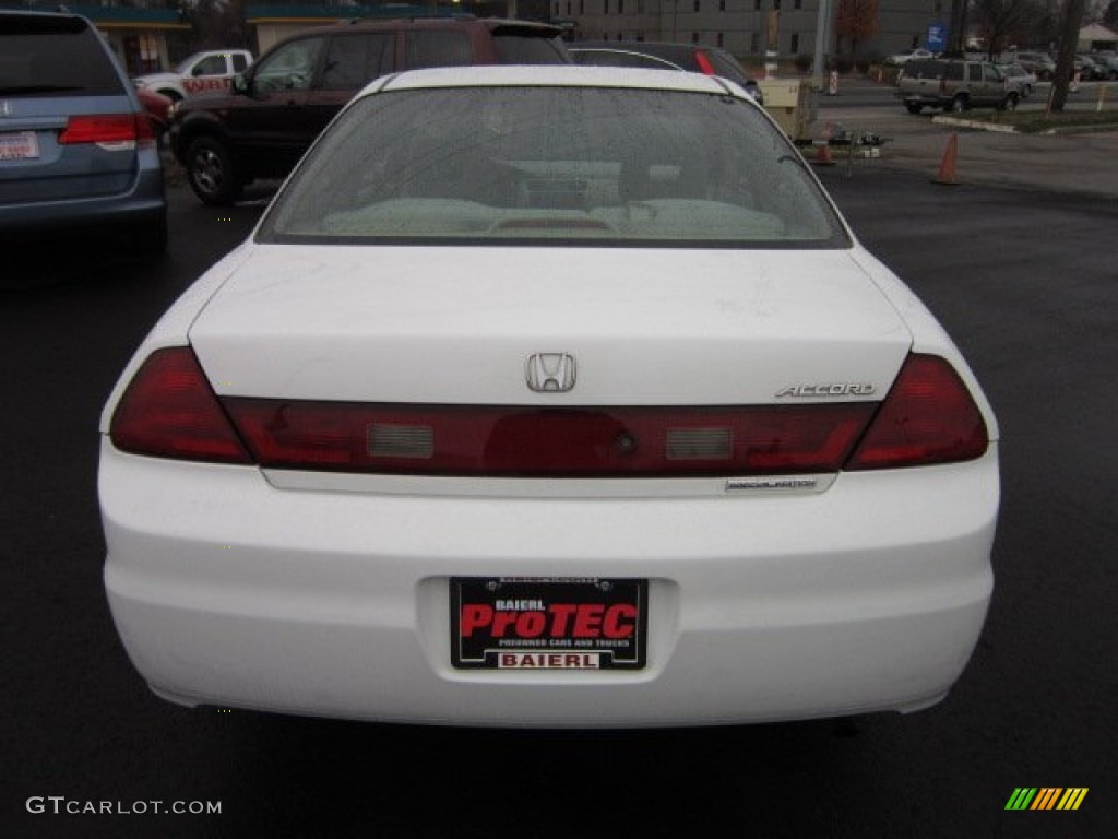 2002 Accord SE Coupe - Taffeta White / Ivory photo #6