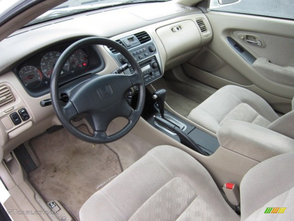 2002 Accord SE Coupe - Taffeta White / Ivory photo #17