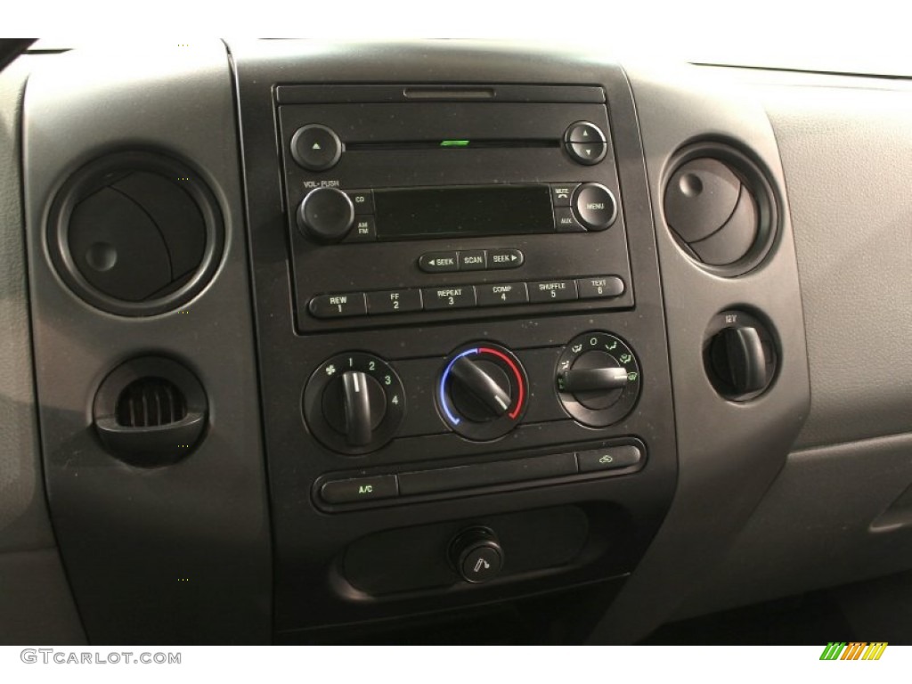 2005 F150 STX Regular Cab 4x4 - Bright Red / Medium Flint Grey photo #8