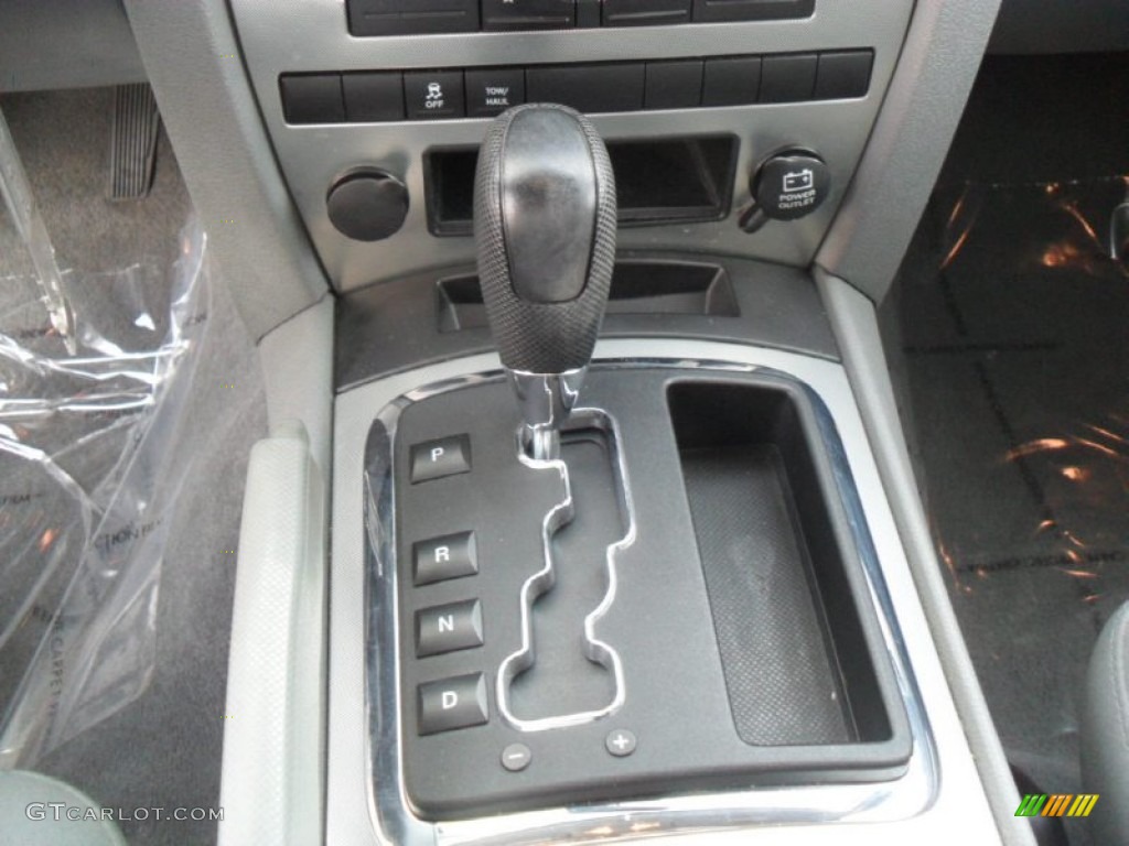 2007 Jeep Grand Cherokee Laredo 5 Speed Automatic Transmission Photo #56868986