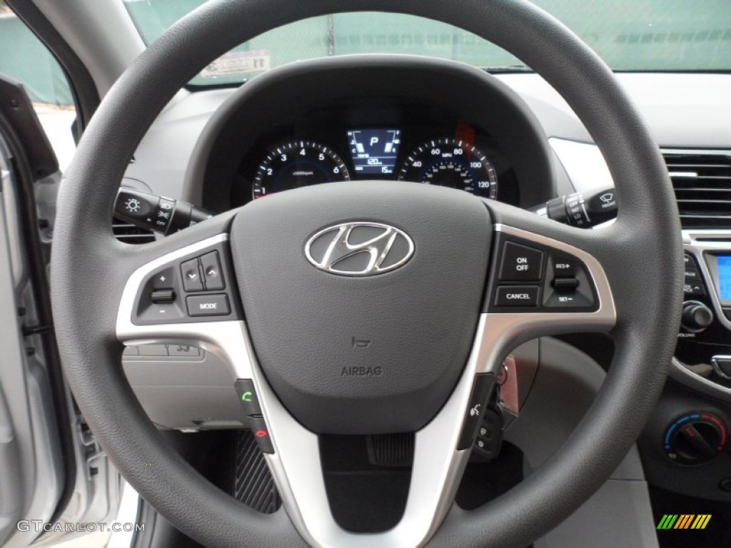 2012 Hyundai Accent GLS 4 Door Gray Steering Wheel Photo #56869613