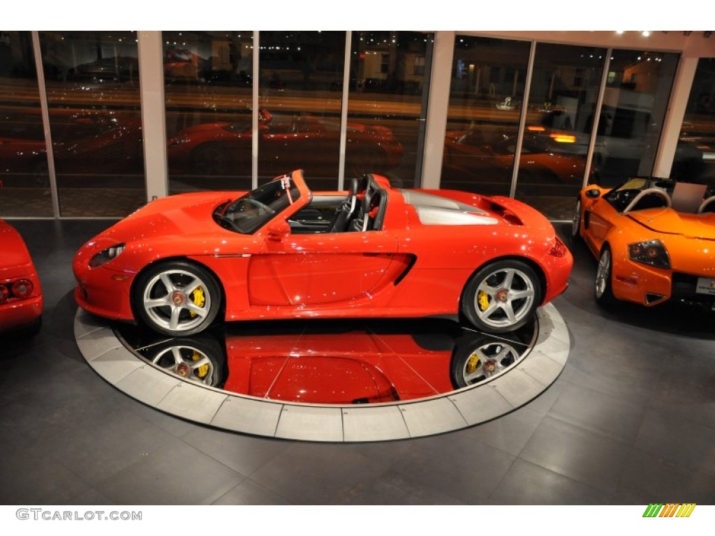 Guards Red 2005 Porsche Carrera GT Standard Carrera GT Model Exterior Photo #56870876