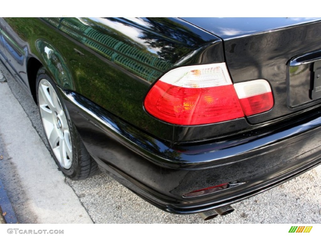 2003 3 Series 325i Coupe - Jet Black / Sand photo #19