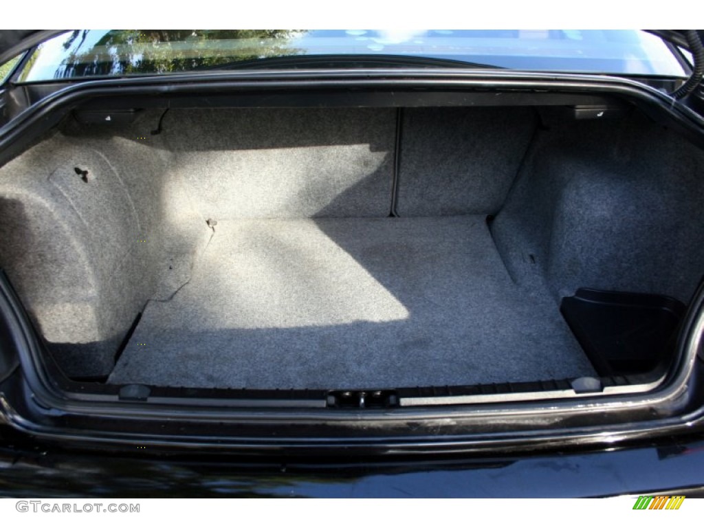 2003 BMW 3 Series 325i Coupe Trunk Photo #56872346