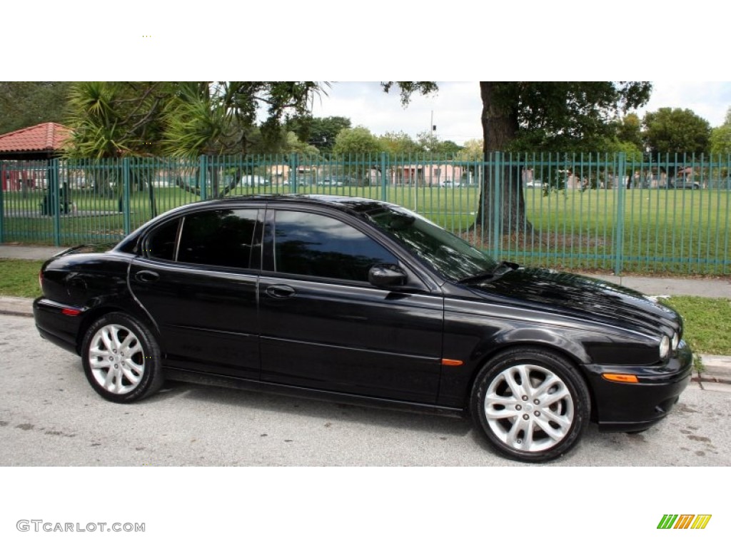 Ebony Black 2002 Jaguar X-Type 3.0 Exterior Photo #56872460