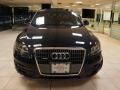 Deep Sea Blue Pearl Effect - Q5 2.0T quattro Photo No. 8