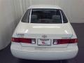 2000 Super White Toyota Camry LE  photo #4