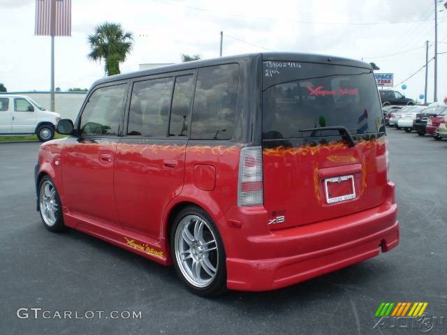 2006 xB  - Red/Black / Dark Charcoal photo #5