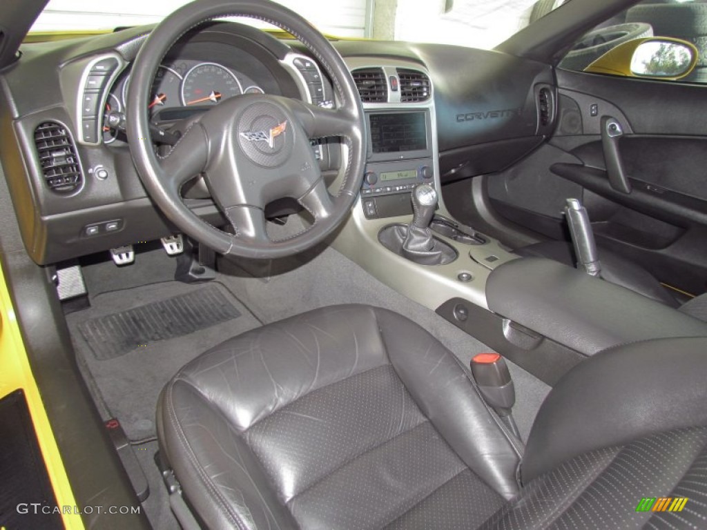 Ebony Interior 2005 Chevrolet Corvette Coupe Photo #56881252