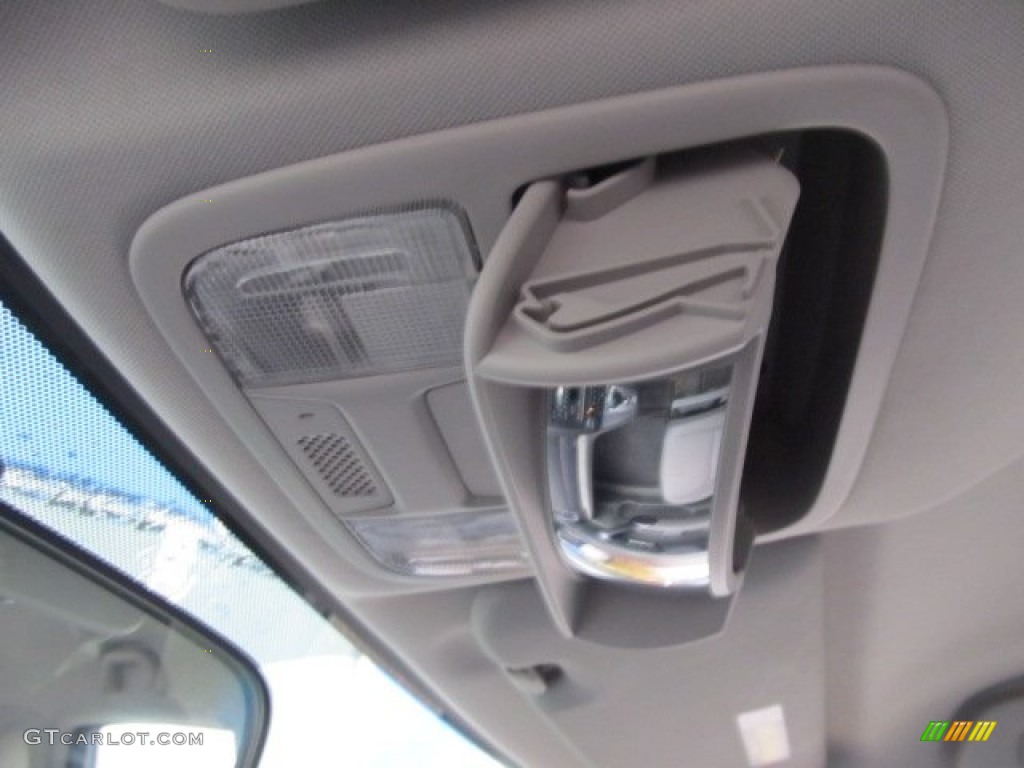 2009 CR-V LX 4WD - Alabaster Silver Metallic / Gray photo #16