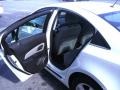 Summit White - Cruze LT Photo No. 9