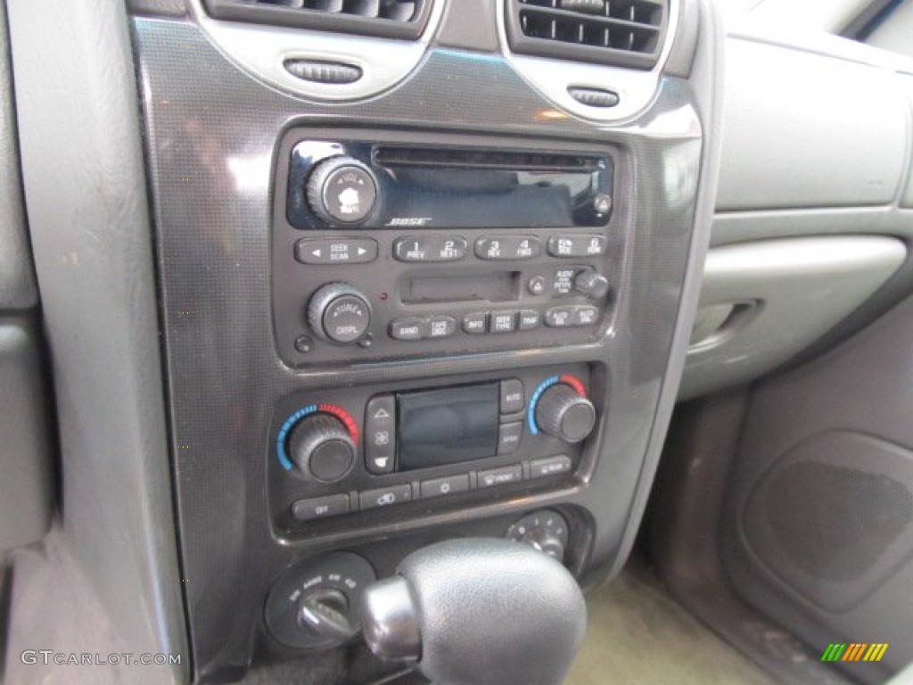 2004 Envoy XUV SLT 4x4 - Indigo Blue Metallic / Dark Pewter photo #14