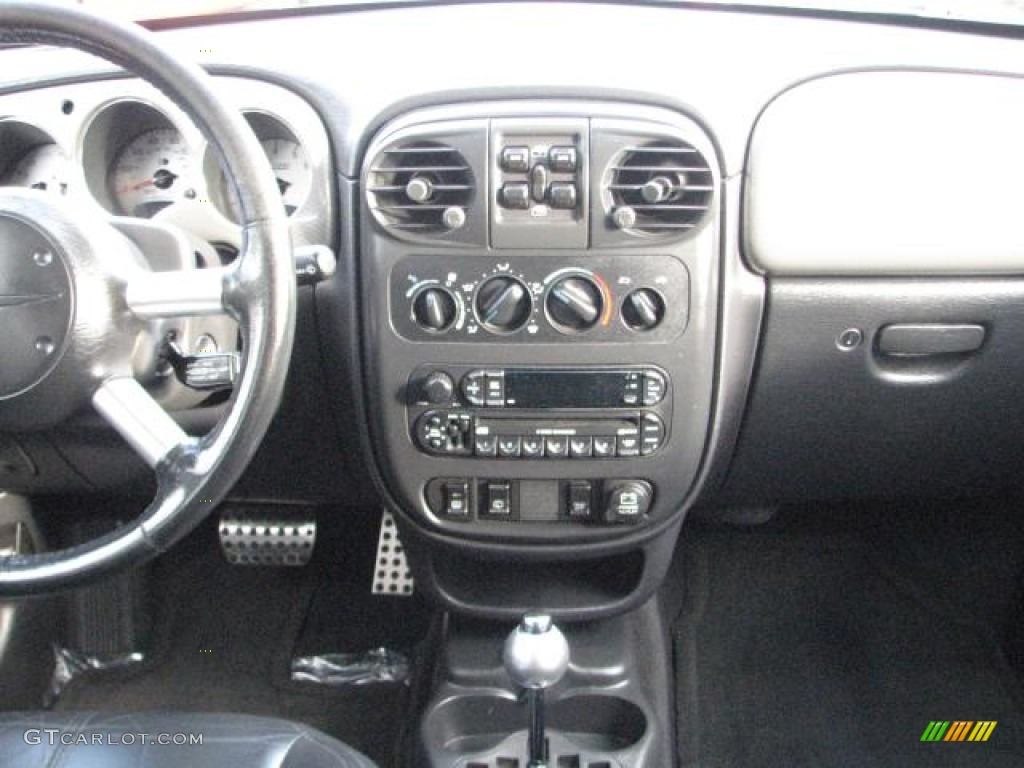 2004 Chrysler PT Cruiser GT Controls Photo #56886079