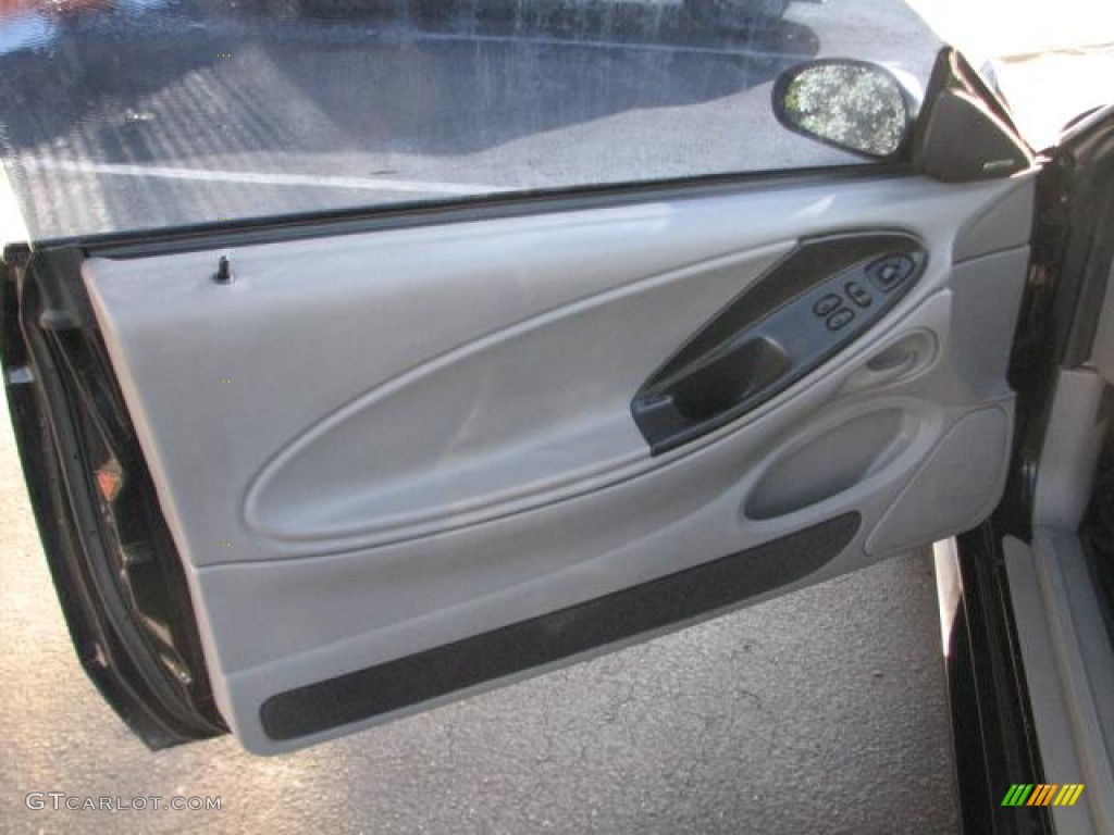 2001 Ford Mustang V6 Coupe Medium Graphite Door Panel Photo #56887078