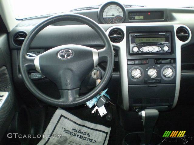 2006 xB  - Red/Black / Dark Charcoal photo #25