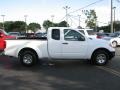 2009 Avalanche White Nissan Frontier XE King Cab  photo #11