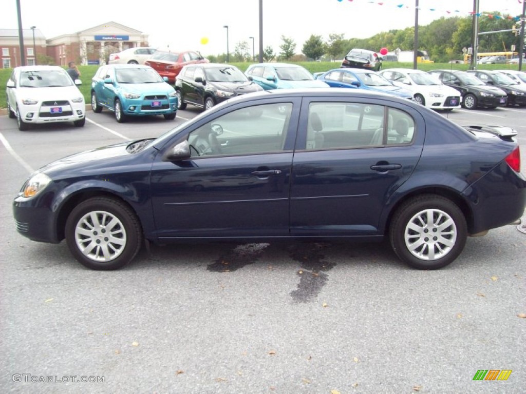 2010 Cobalt LT Sedan - Imperial Blue Metallic / Gray photo #2