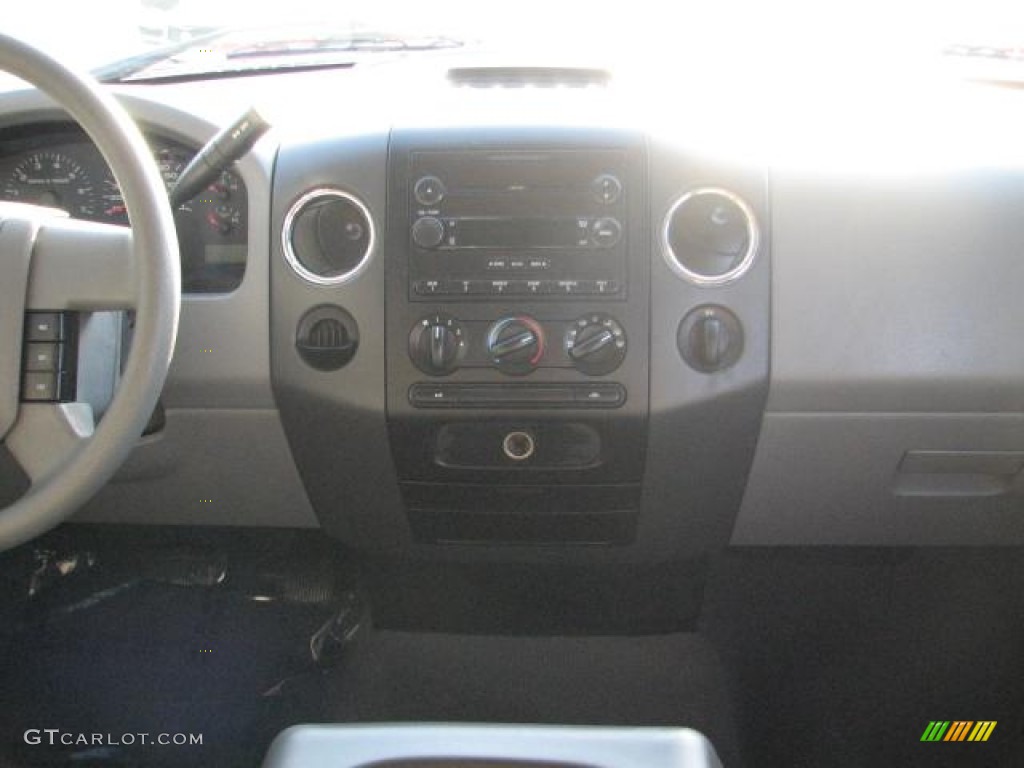 2006 F150 XLT SuperCrew - Bright Red / Medium Flint photo #14
