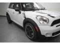 Light White - Cooper S Countryman Photo No. 2