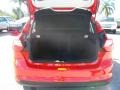 Race Red - Focus SE 5-Door Photo No. 8