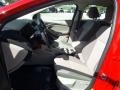 Race Red - Focus SE 5-Door Photo No. 17
