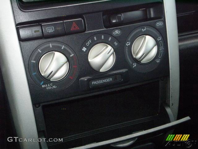 2006 xB  - Red/Black / Dark Charcoal photo #30