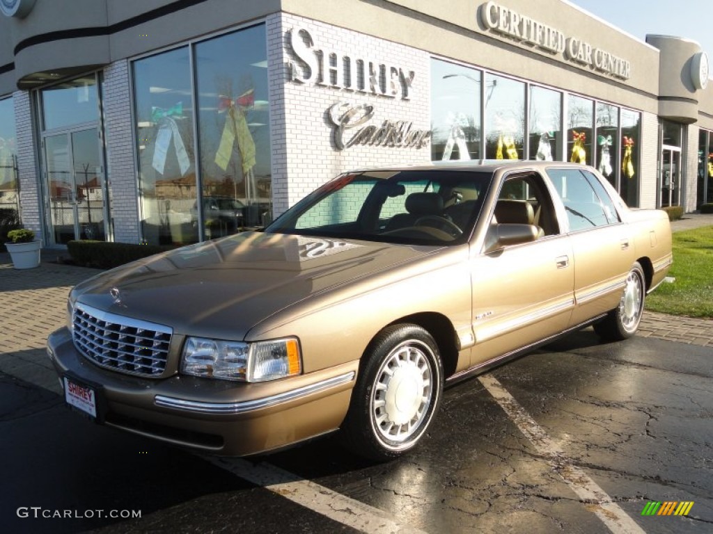 1999 DeVille Sedan - Gold Firemist / Camel photo #1