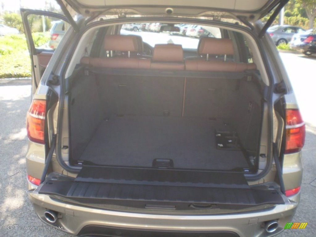 2012 BMW X5 xDrive35d Trunk Photo #56893615