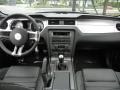 Black - Mustang V6 Coupe Photo No. 20