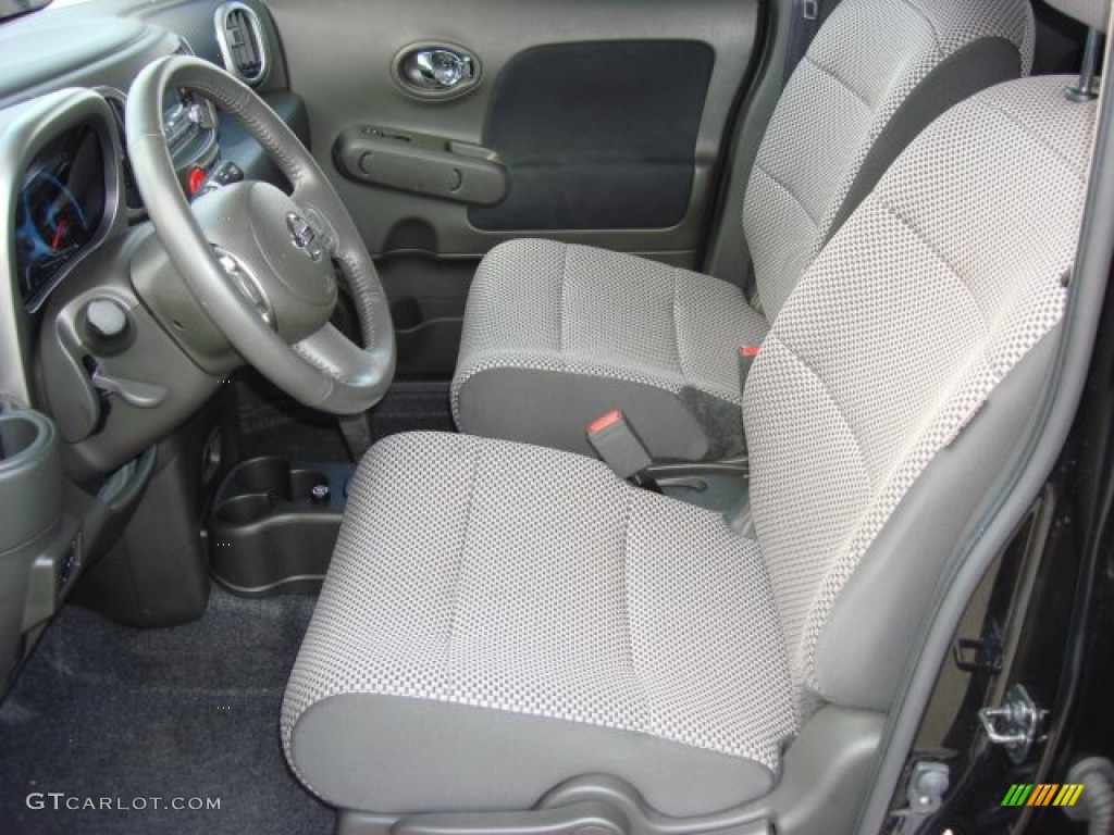 Black/Gray Interior 2010 Nissan Cube Krom Edition Photo #56900995