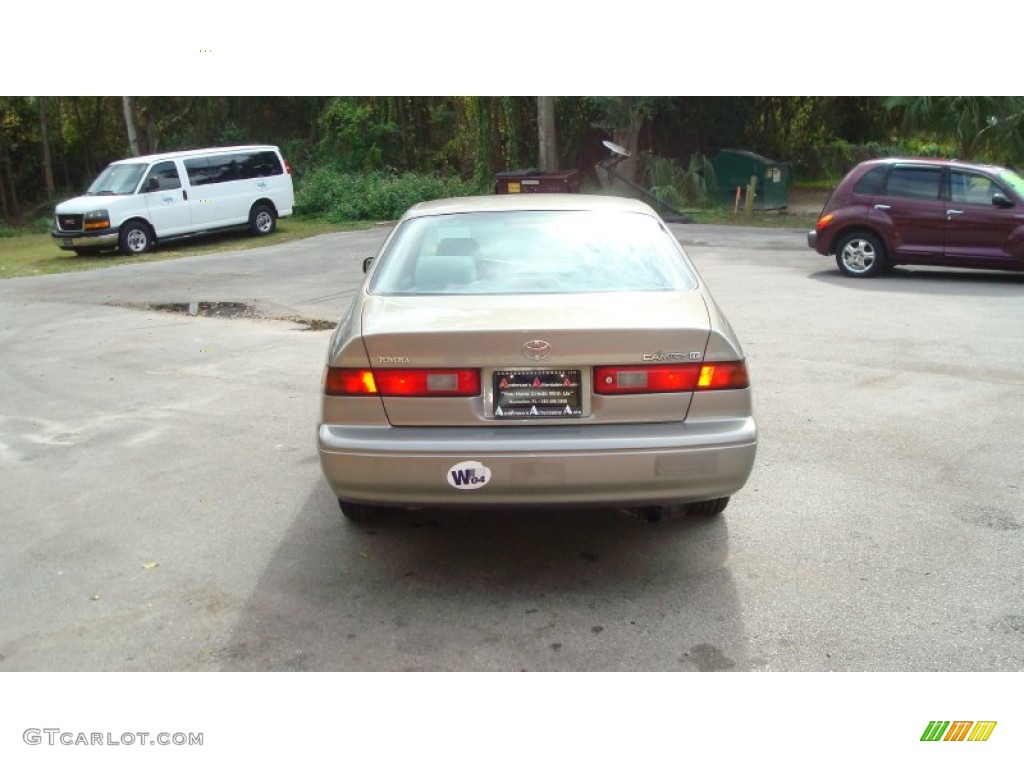1999 Camry CE - Cashmere Beige Metallic / Oak photo #3