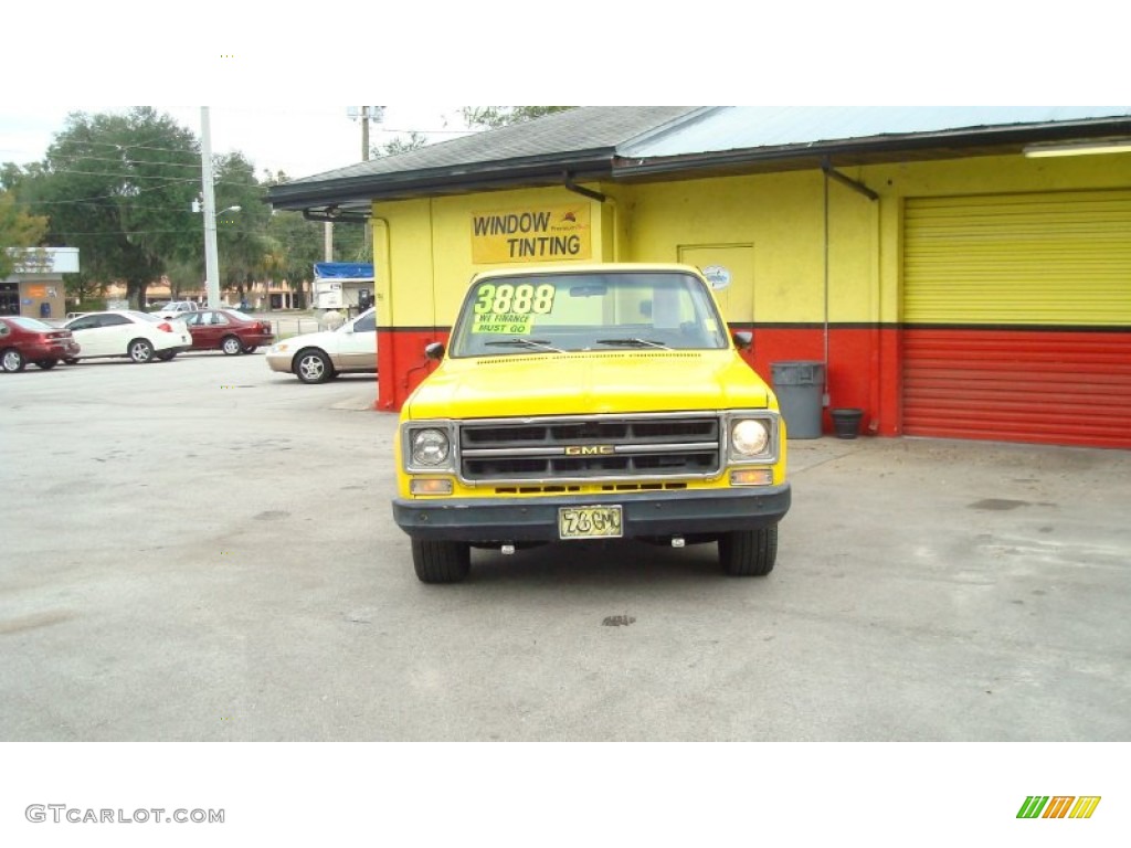 1976 C/K C10 Custom Deluxe Regular Cab - Colonial Yellow / Black photo #1