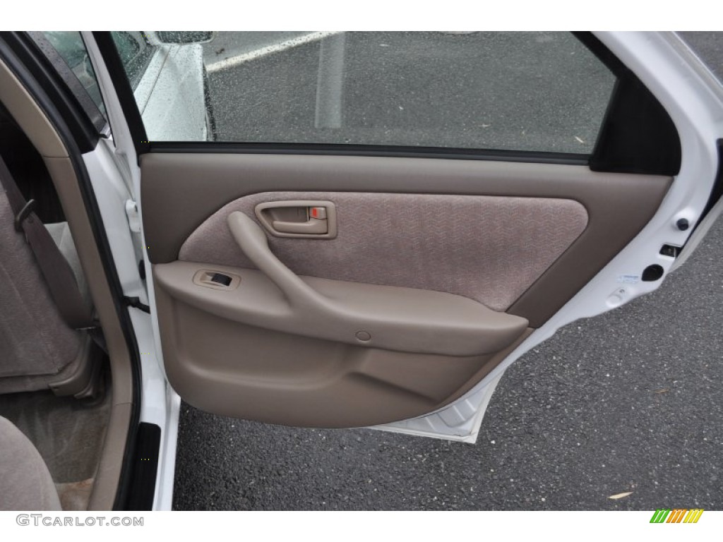 1999 Toyota Camry LE V6 Oak Door Panel Photo #56905516