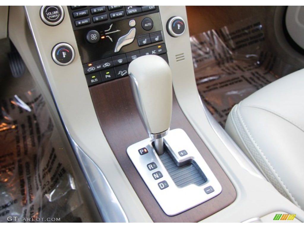 2011 Volvo XC70 3.2 AWD Transmission Photos