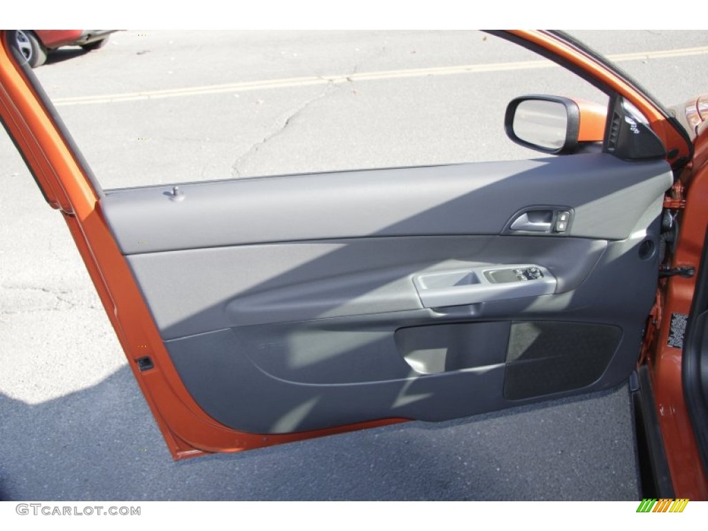 2011 Volvo C30 T5 Door Panel Photos