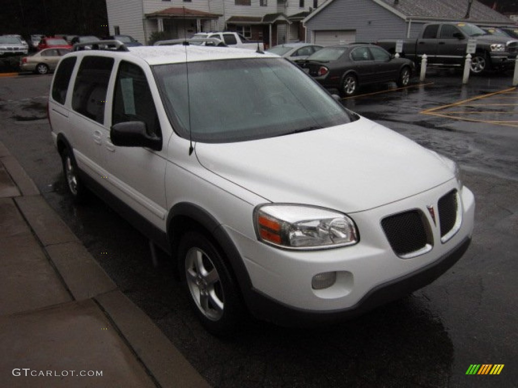 2005 Montana SV6 FWD - Summit White / Gray photo #6