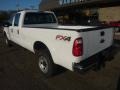 Oxford White - F350 Super Duty XL Crew Cab 4x4 Photo No. 2