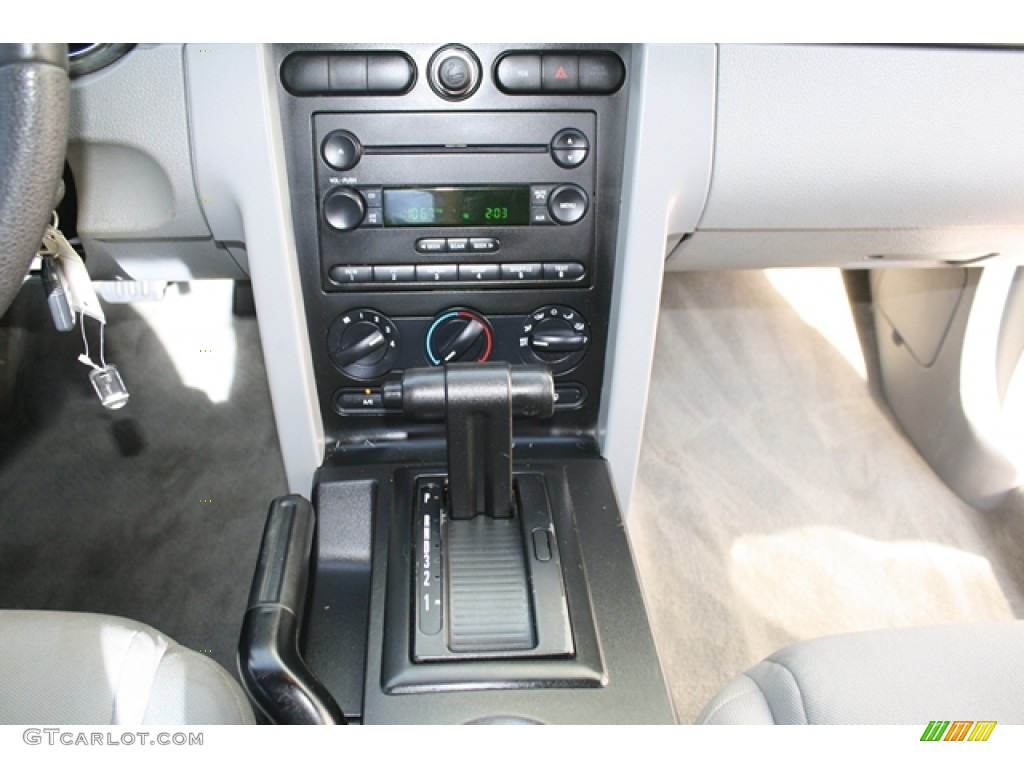 2005 Mustang V6 Deluxe Coupe - Redfire Metallic / Light Graphite photo #14